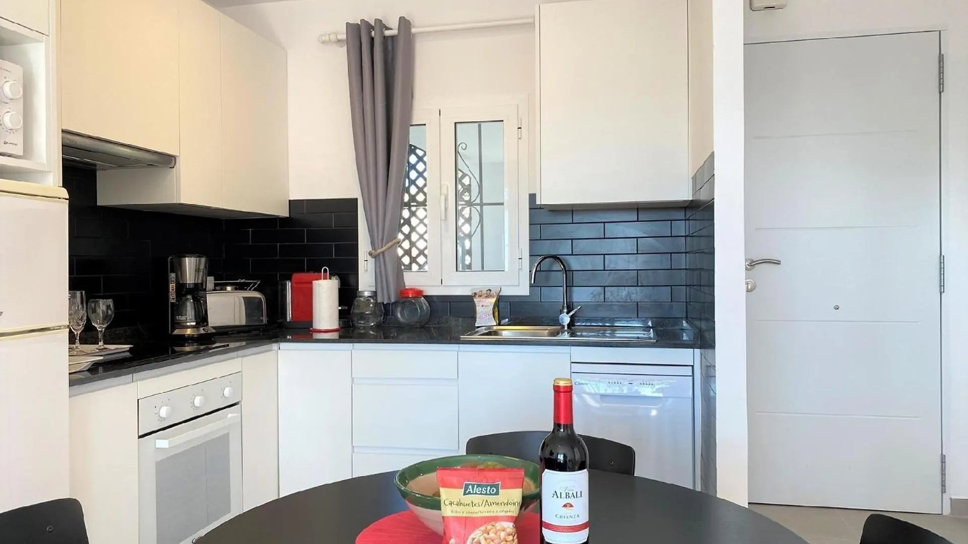 Apartment Ferienwohnung Fuer 2 Personen Ca 45 Qm In Nerja, Andalusien Costa Del Sol