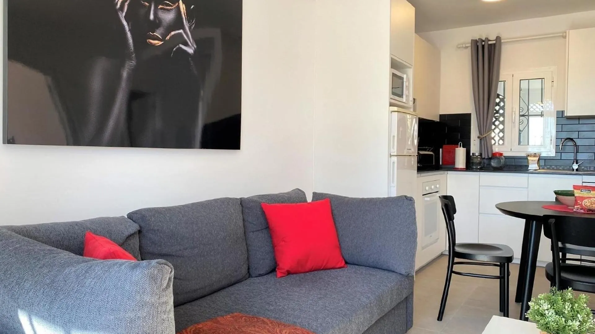 Apartment Ferienwohnung Fuer 2 Personen Ca 45 Qm In Nerja, Andalusien Costa Del Sol Spain